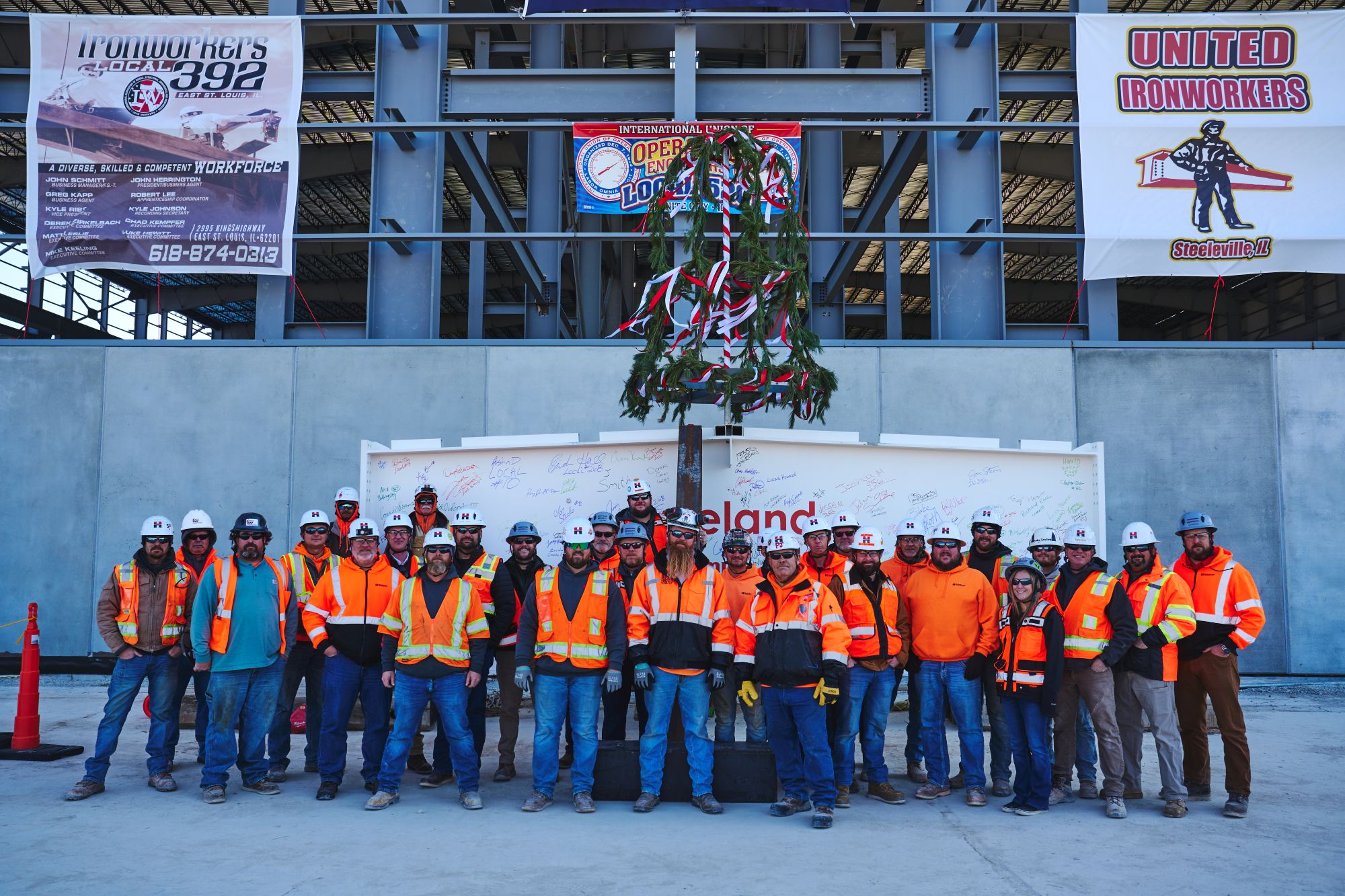 Helmkamp Team with last beam at Wieland Topping Out